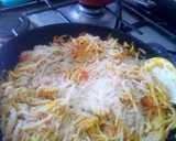 Foto del paso 3 de la receta: Pasta con calabacín y condimentos