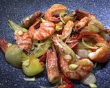 Foto langkah ke 3 dari resep Caramelized Butter Garlic Prawn #FingerLickingGewd.