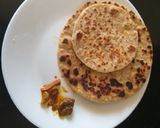A picture of step 3 of Paneer and mint paratha.