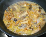 Foto del paso 7 de la receta: Solomillo con revuelto de fredolics y espárragos trigueros