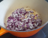Foto del paso 2 de la receta: Lomo de cerdo en salsa javenés (Java Pork)