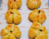 Hình bước làm 3 của món Bánh mì bí đỏ