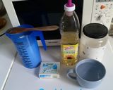 Foto del paso 1 de la receta: Galletas de aceite dulces en Horno microondas (receta caliente de 3 ingredientes)