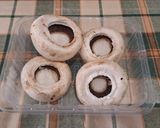 Rántott gombafejek 🍄‍🟫🧅hagymás csirkemájjal töltve🍄🍄‍🟫🍄 recept fázis 1 fotója