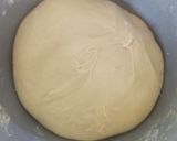 Foto langkah ke 2 dari resep Korean Garlic Cheese Bread.