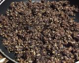Foto del paso 3 de la receta Revuelto de morcilla de Burgos con sésamo