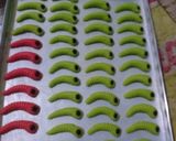 Foto langkah ke 5 dari resep Kue ulat,caterpilar.