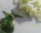 Foto langkah ke 2 dari resep Sop Ayam Gambas.