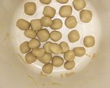 Foto langkah ke 6 dari resep Bakpia kacang hijau.
