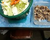 รูปขั้นตอนการทำที่ 1 ของ ผัดกะหล่ำปลีหมูขั้วตับน้ำขลุกขลิก