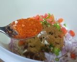 A picture of step 6 of Chicken tikka sandwich.