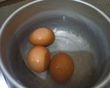 Foto langkah ke 1 dari resep Gulai ayam telur kentang instan.
