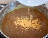Foto del paso 10 de la receta: Muslos de pollo en salsa