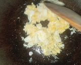 Foto langkah ke 2 dari resep Nasi Goreng Nanas ala Thailand.