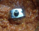A picture of step 2 of Garlic red chilli chutney.