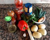 Foto del paso 1 de la receta: Guisado de garbanzos, Kale y papas..