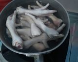 Foto langkah ke 1 dari resep Semur ceker ayam untuk penderita gerd dan maag.