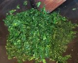 A picture of step 3 of Methi Matar Malai.