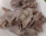 Foto langkah ke 1 dari resep Daging Sapi Goreng Bawang Putih.