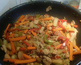 Foto del paso 5 de la receta: Pollo con verduras estilo oriental