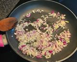 A picture of step 2 of Potatoes Mousakka.
