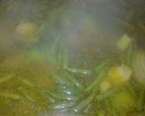 A picture of step 1 of Mario's Chicken and Vegetable Soup (Caldo Blanco de Pollo con Vegetales).
