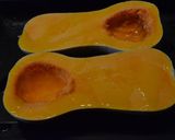 Une image de l'étape 1 de Butternut farcie aux champignons.