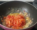 A picture of step 8 of Lasooni Palak Paneer.