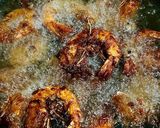 Foto langkah ke 2 dari resep Udang Goreng Asam Jawa.