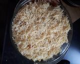 Zapiekanka ziemniaczana z cebulą, kiełbasa z kurczaka i serem krok przepisu 2 zdjęcie