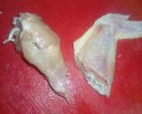 Foto del paso 2 de la receta: Alitas fritas con cebolla y morrón