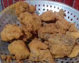 Foto langkah ke 2 dari resep Ayam goreng mentega.