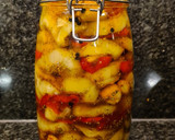 Foto del paso 4 de la receta: Escabeche agridulce (berenjena 🍆 pimiento 🫑 y ajo 🧄)