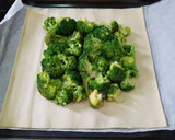 Foto del paso 4 de la receta: Brócoli en hojaldre!