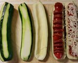 Foto del paso 5 de la receta: Calabacín relleno de chorizo y cherrys