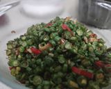 Foto langkah ke 5 dari resep Tumis kacang panjang.