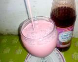 A picture of step 3 of Dood jam-e-shirin.
