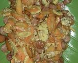 Foto langkah ke 1 dari resep Wortel,sosis orek.