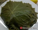 A picture of step 1 of Cretan Dolmadakia.