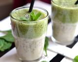 Spenótos-banános smoothie kókusztejjel recept fázis 3 fotója