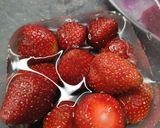 Foto langkah ke 1 dari resep Ultimate Red Juice.