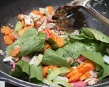 Foto langkah ke 3 dari resep Capcay Sayur Kuah Kental.