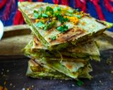 A picture of step 13 of Vada Pav Quesadilla.