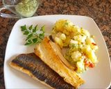Foto del paso 5 de la receta: Trucha a la plancha, c/papas y salsa verde. #Mercado