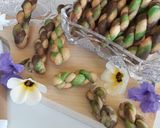Foto langkah ke 13 dari resep Kue Tambang Coklat Pandan / Kue Colok / Kue Plintir.