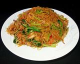 Foto langkah ke 5 dari resep Mie Goreng Cumi (Mie Jagung Goreng Plus Cumi).