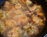 A picture of step 2 of Pyaaz Pakoray.