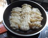Foto langkah ke 5 dari resep Gyoza.
