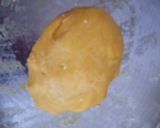 A picture of step 2 of Fafda/Chorafali.