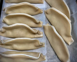 Foto del paso 4 de la receta: Risotto de salmón y guisantes acompañado de gyozas especiales